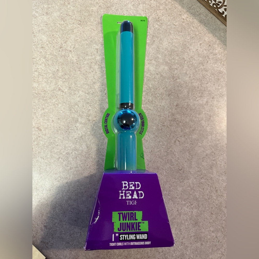 Bed head curling wand